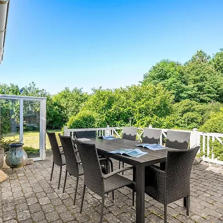 Eulalia - 50m From The Sea By Interhome Hébergement de vacances Bøtø By