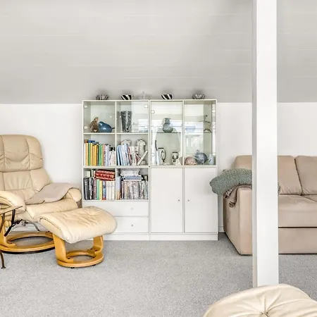 Eulalia - 50m From The Sea By Interhome Bøtø By