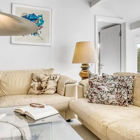 Eulalia - 50m From The Sea By Interhome Feriehus